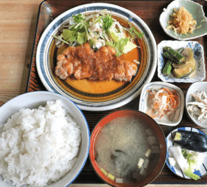 博多ランチ 博多駅周辺の安いおすすめランチ30選 博多駅の昼ごはんを制覇した私が絶品人気ランチを厳選 なるほど福岡 博多ランチ 博多駅周辺の安いおすすめランチ30選 博多駅の昼ごはんを制覇した私が絶品人気ランチを厳選 なるほど福岡