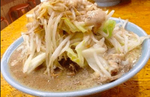 二郎系ラーメンだるま