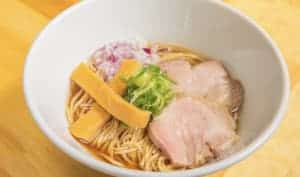 【らぁ麺 なお人】天神渡辺通りの高級のどくろらぁ麺｜らぁ麺 なお人の非豚骨ラーメンがインスタで話題