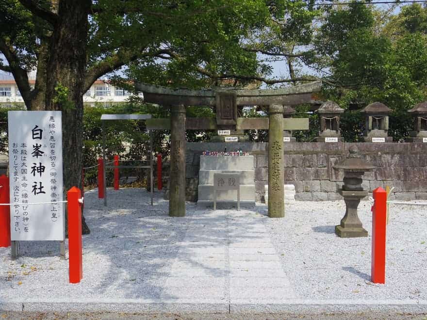 縁切り 福岡で効果がある縁切り神社4選 縁切り神社で良縁を なるほど福岡