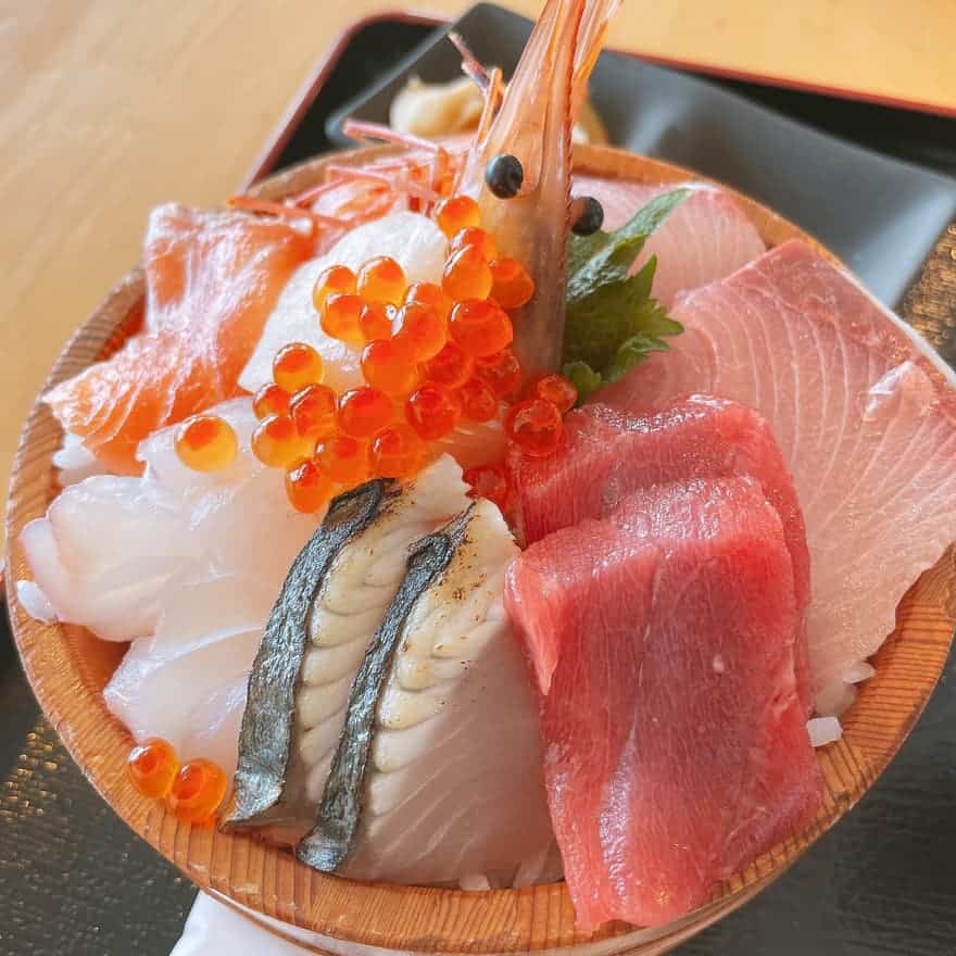 糸島食堂の海鮮丼