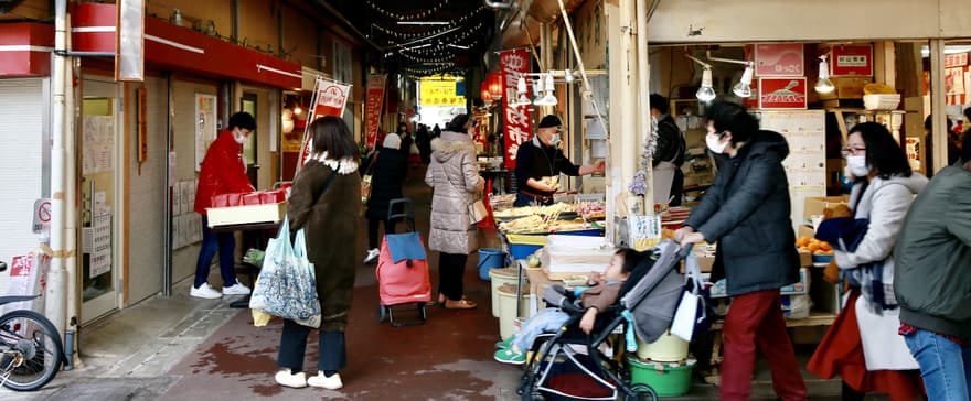 吉塚市場リトルアジアマーケットの魅力