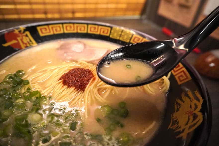 一蘭の天然とんこつラーメン