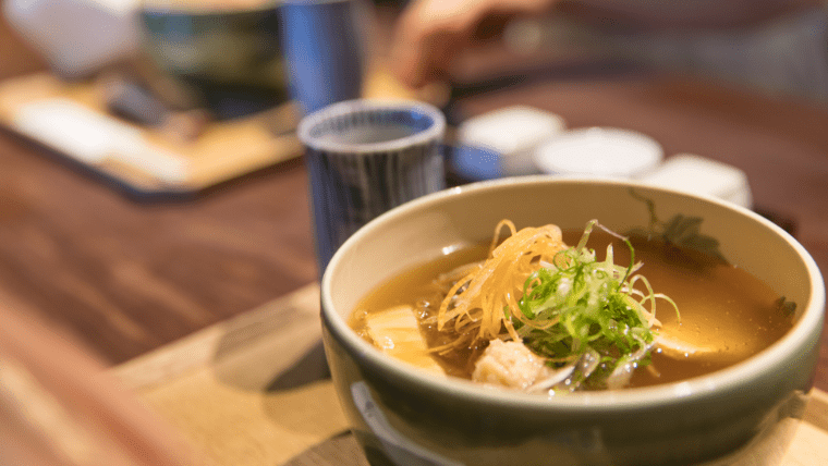 福岡で有名な三大うどんチェーン店&地元で人気の複数店舗あるうどん店を紹介