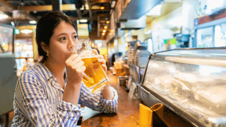 女性・男性ひとり入店大歓迎！福岡でひとり飲みで入りやすい居酒屋・バーを紹介！出会えると噂のお店も